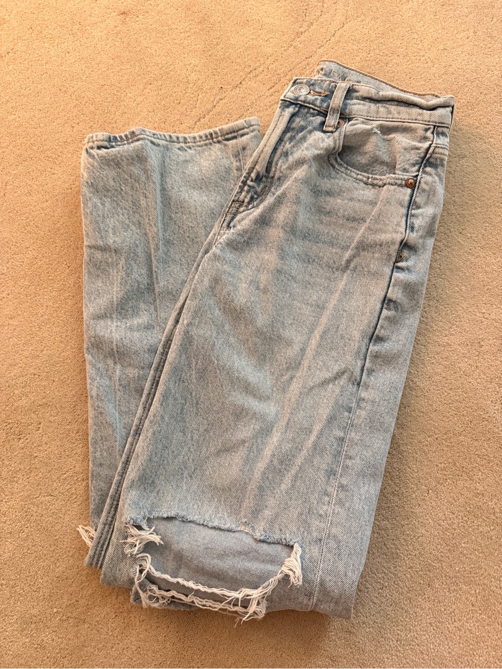 American Eagle Outfitters Light Wash Distressed Straight Jeans